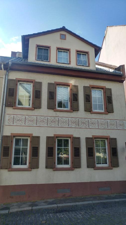 Charming Oldtown City Appartement Worms Buitenkant foto