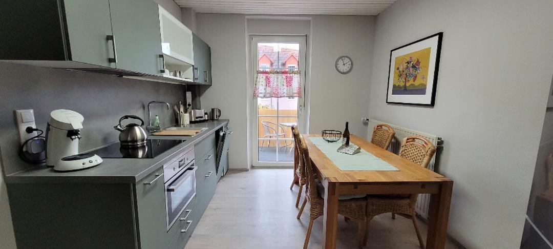 Charming Oldtown City Appartement Worms Buitenkant foto