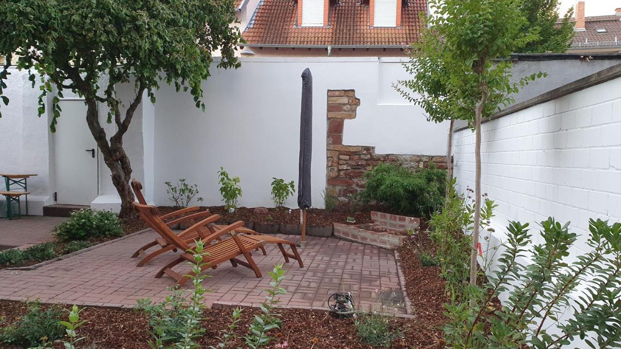 Charming Oldtown City Appartement Worms Buitenkant foto